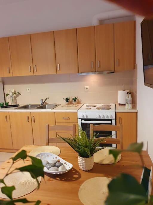 City Garden Preveza Bagian luar foto